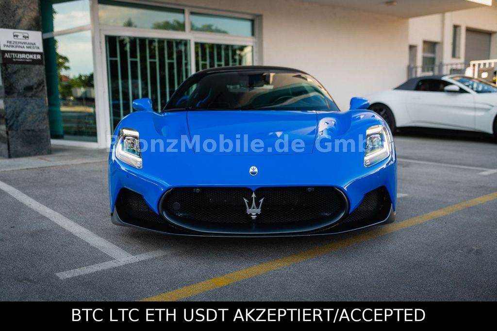 Maserati MC20 2021
