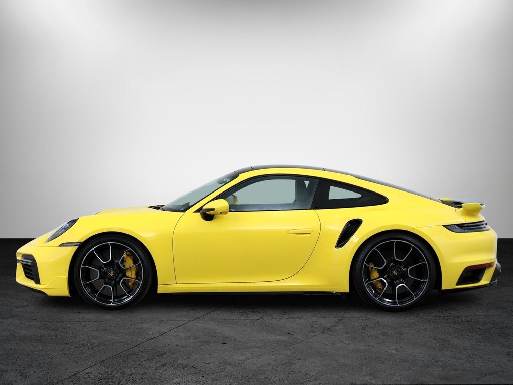 Porsche 992 2022