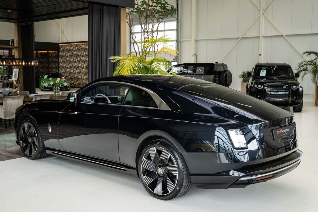 Rolls-Royce Spectre 2024