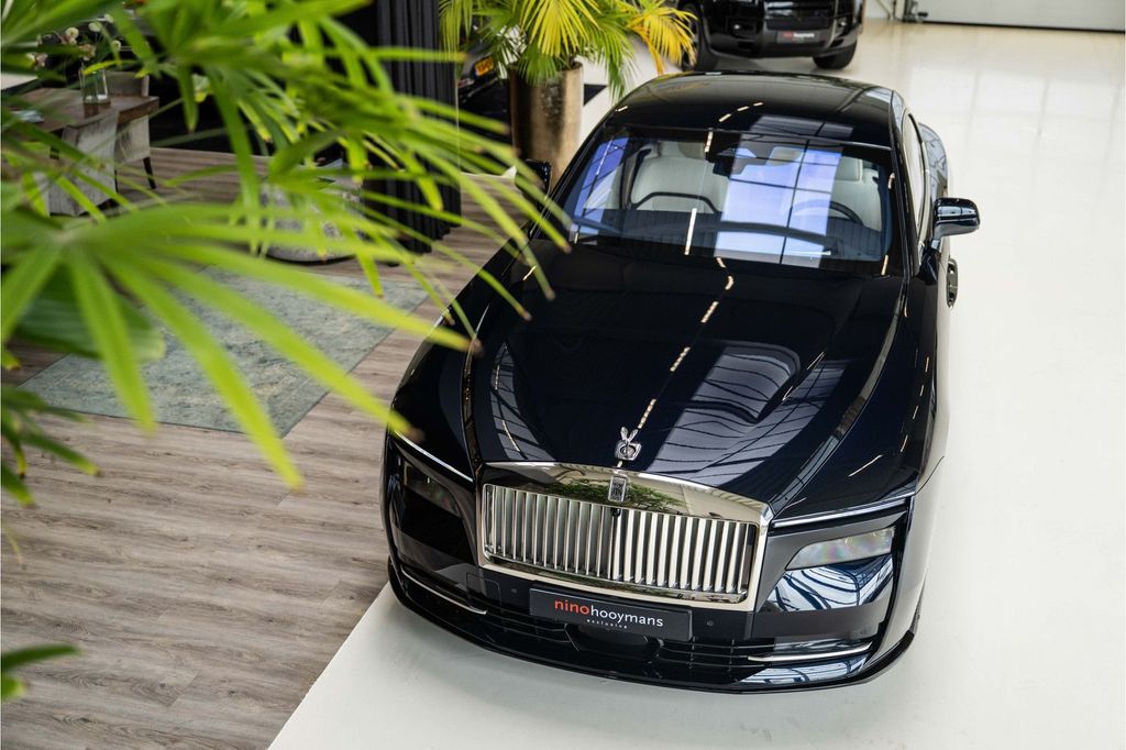 Rolls-Royce Spectre 2024