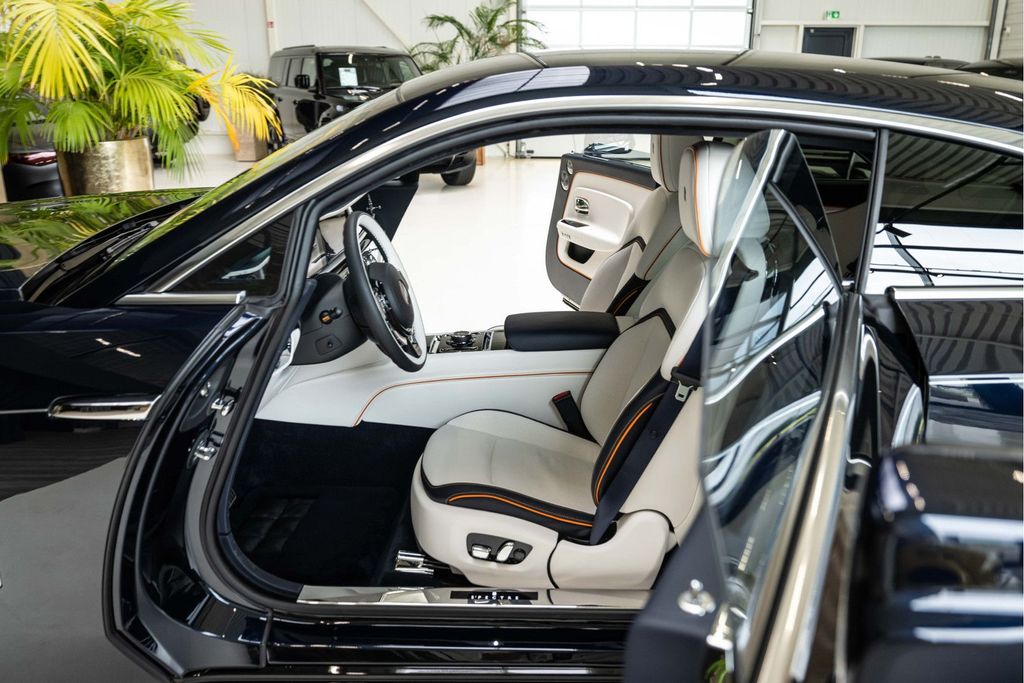 Rolls-Royce Spectre 2024