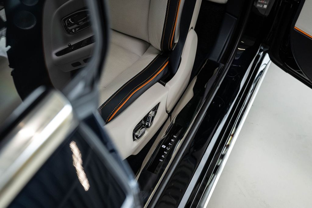 Rolls-Royce Spectre 2024
