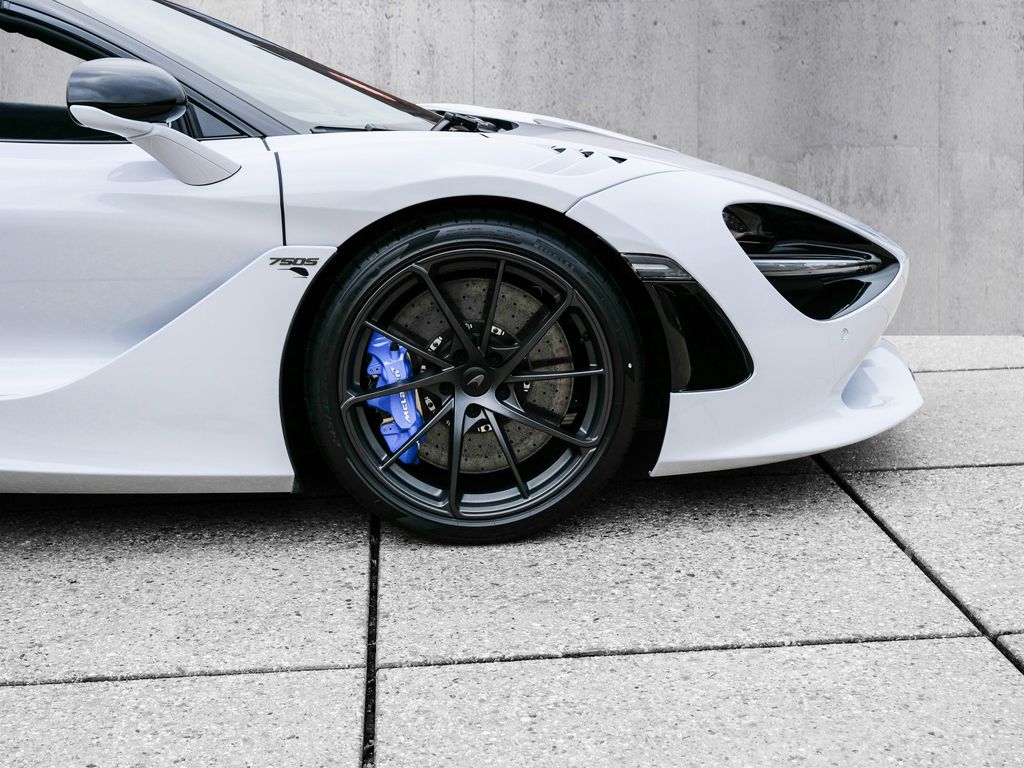 McLaren 750S