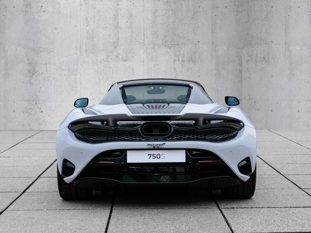 McLaren 750S