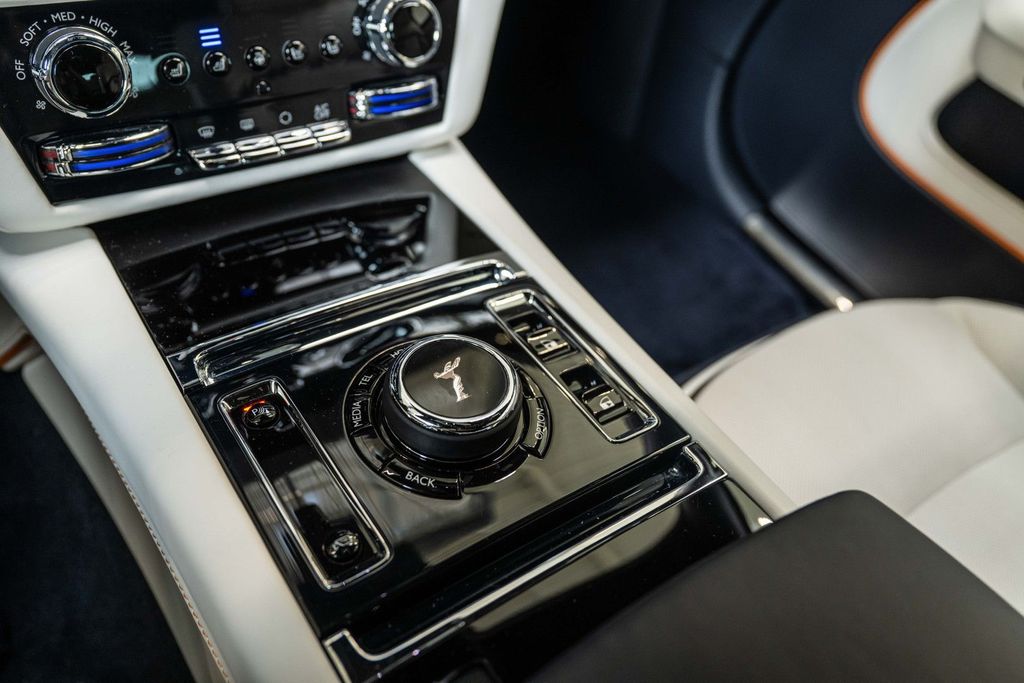 Rolls-Royce Spectre 2024