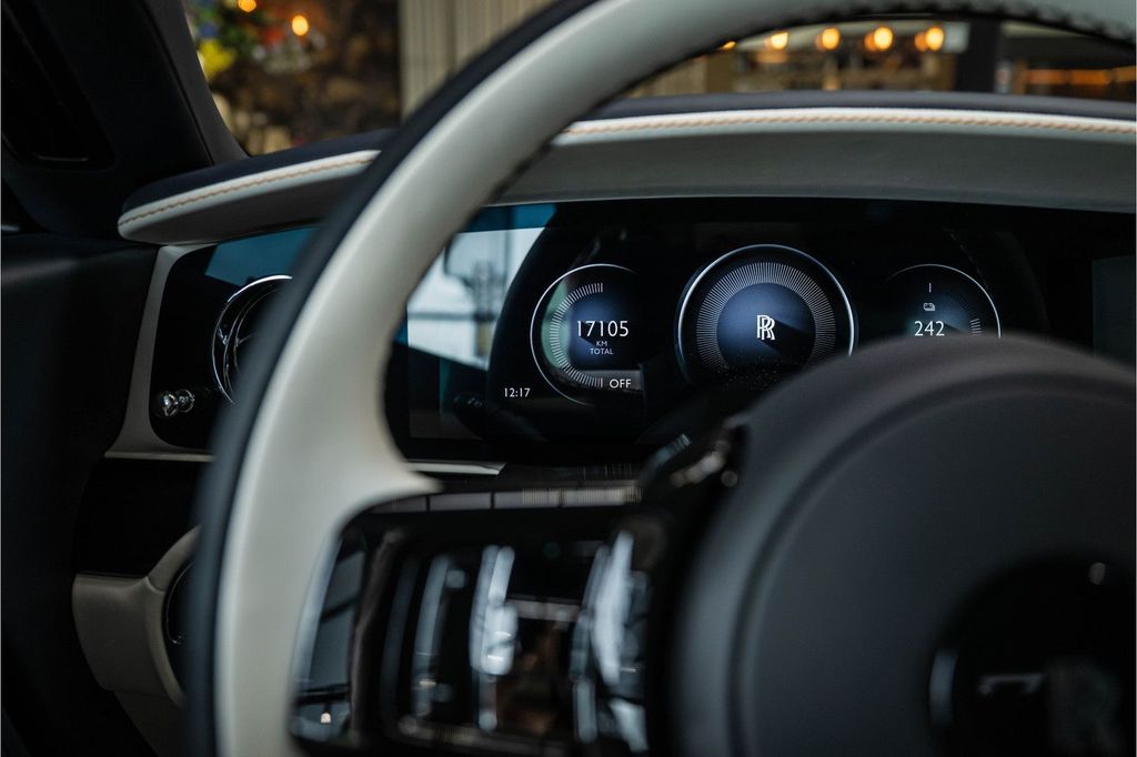 Rolls-Royce Spectre 2024