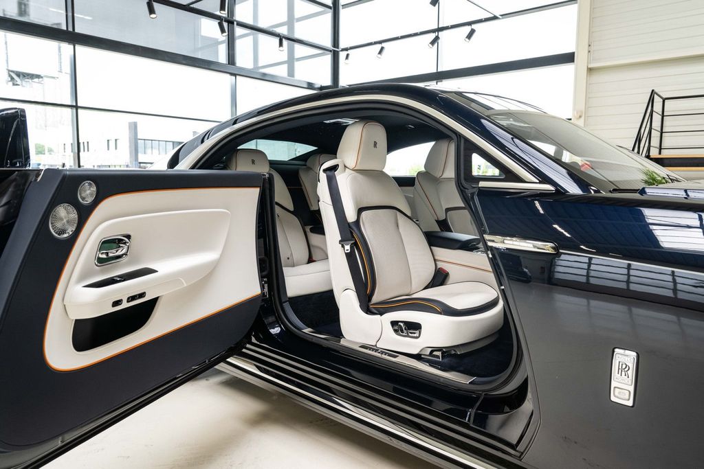 Rolls-Royce Spectre 2024