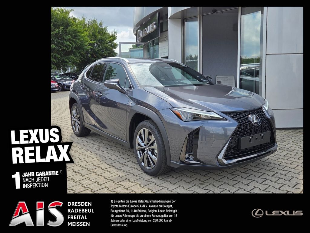 Lexus UX 2025