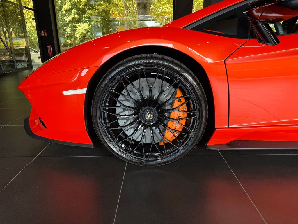 Lamborghini Aventador 2021