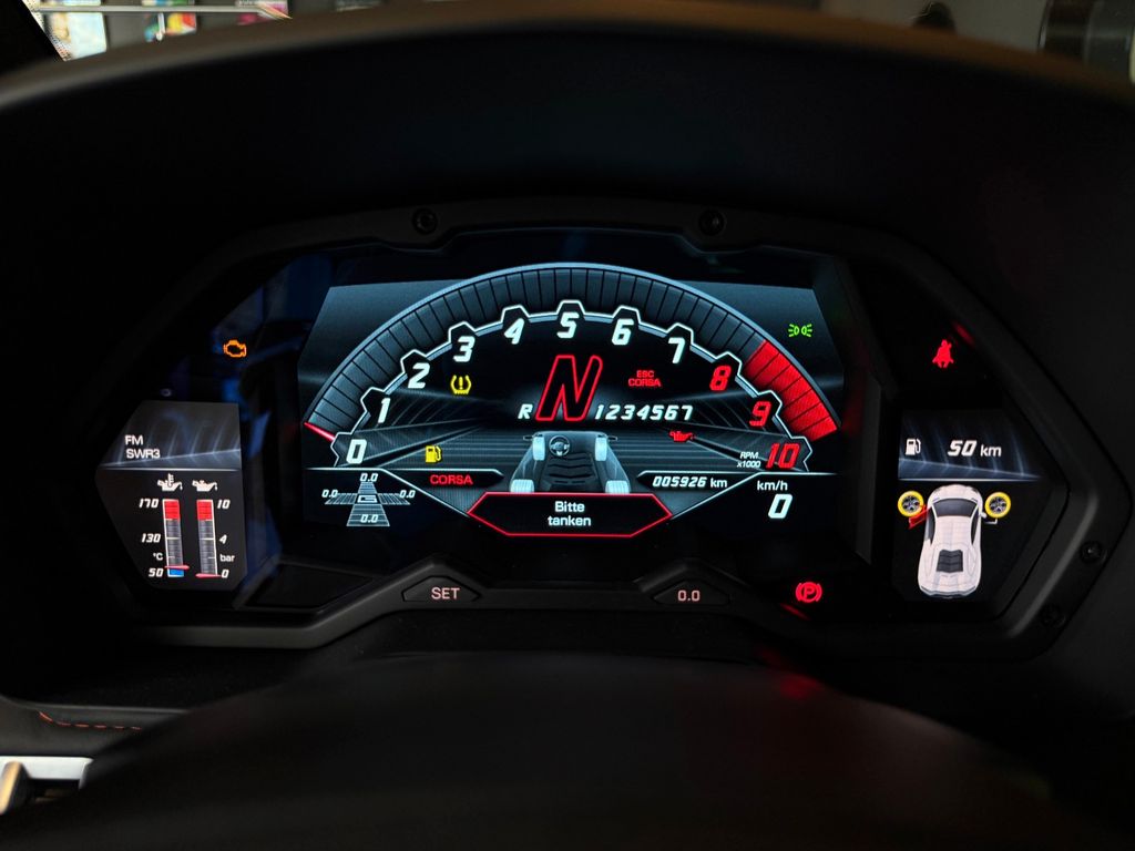 Lamborghini Aventador 2021