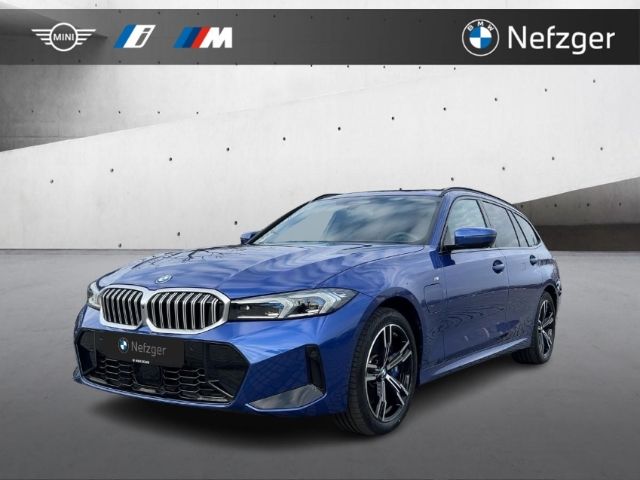 BMW 330 2025