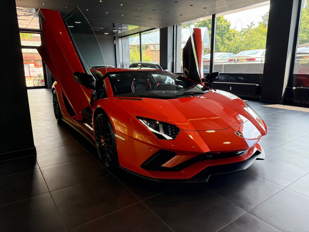 Lamborghini Aventador 2021