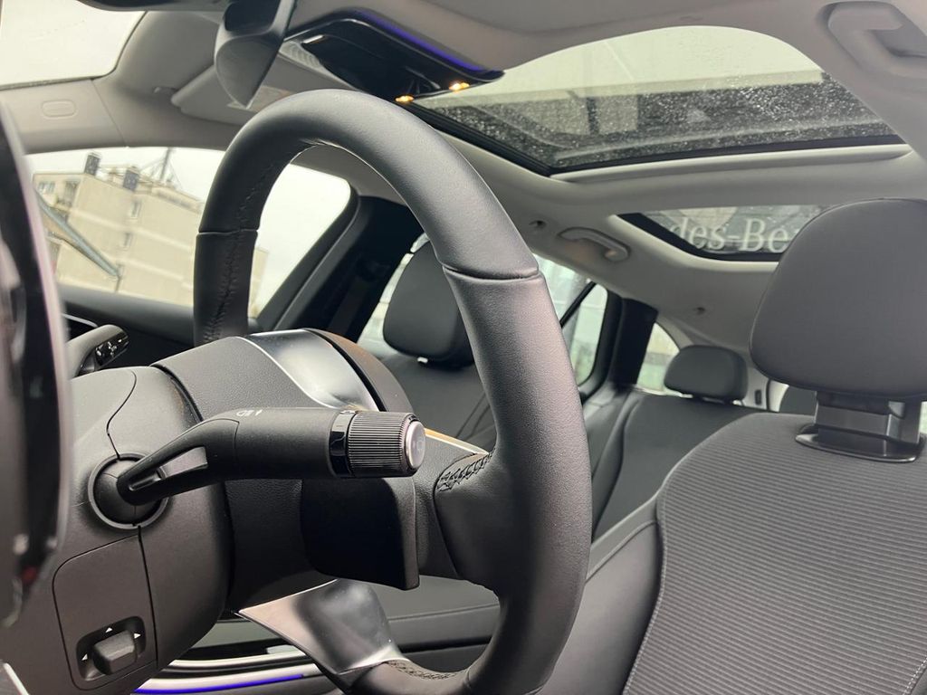 Mercedes-Benz C 220 2025