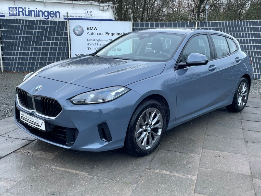 BMW 120 2025