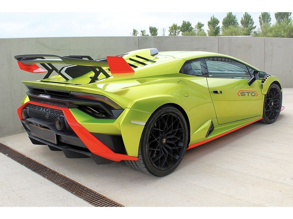 Lamborghini Huracán 2022