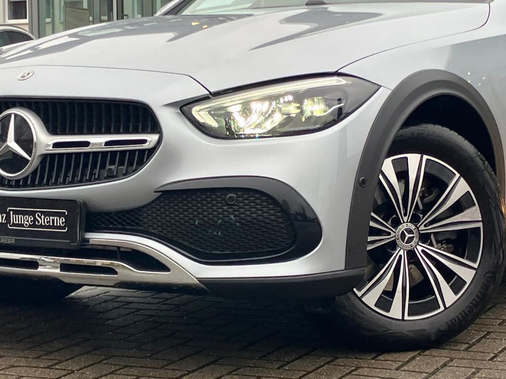 Mercedes-Benz C 220 2025