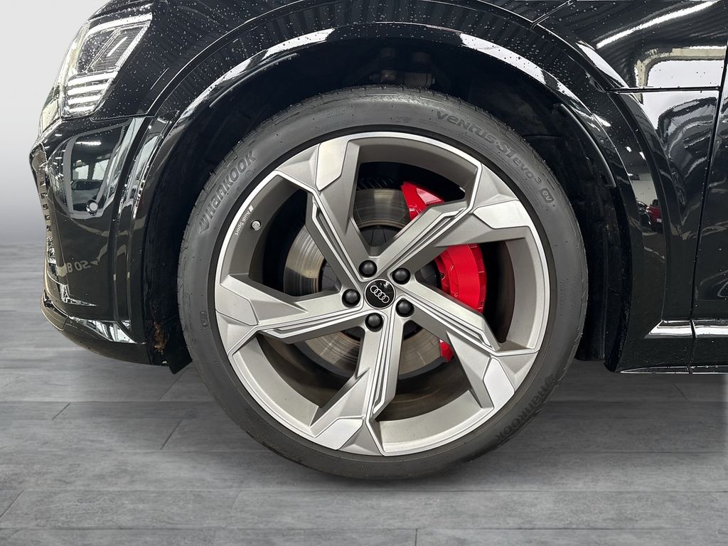Audi SQ8 e-tron 2024