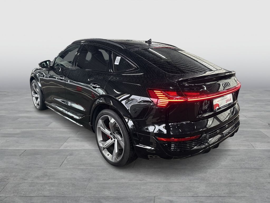 Audi SQ8 e-tron 2024