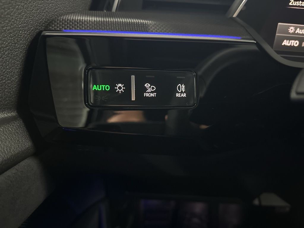 Audi SQ8 e-tron 2024