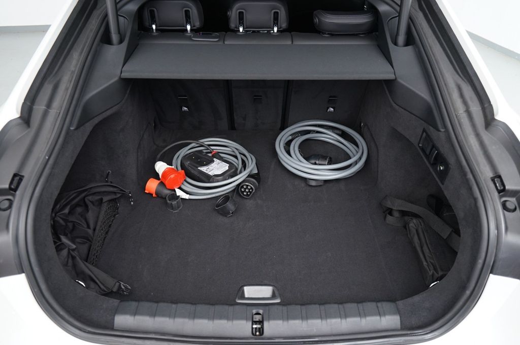 BMW i4 2023