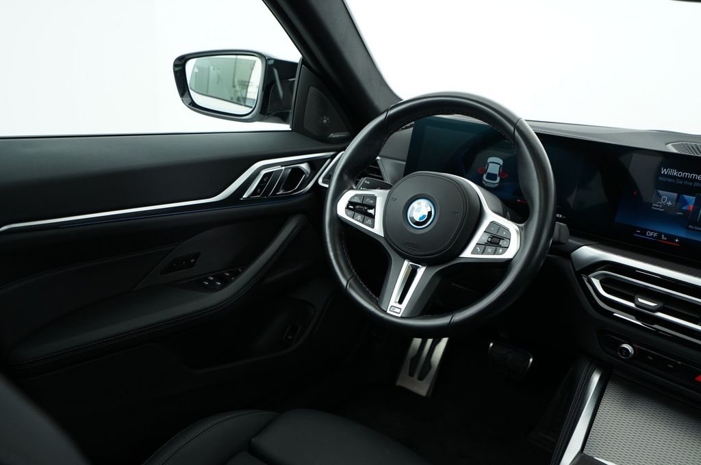 BMW i4 2023