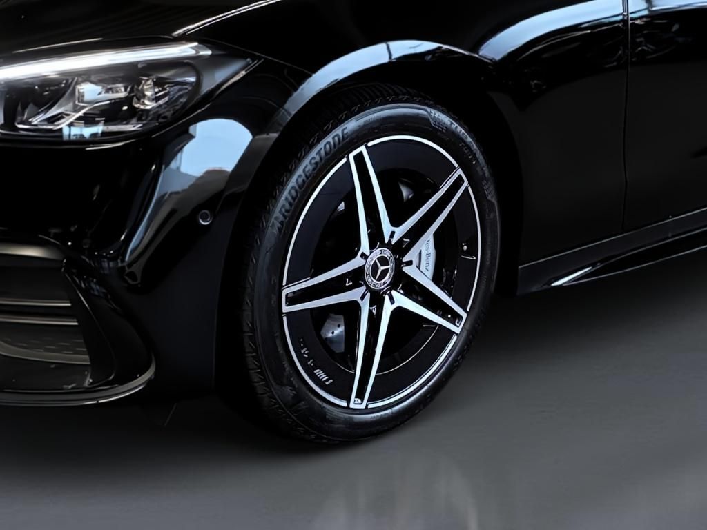 Mercedes-Benz C 300 2025