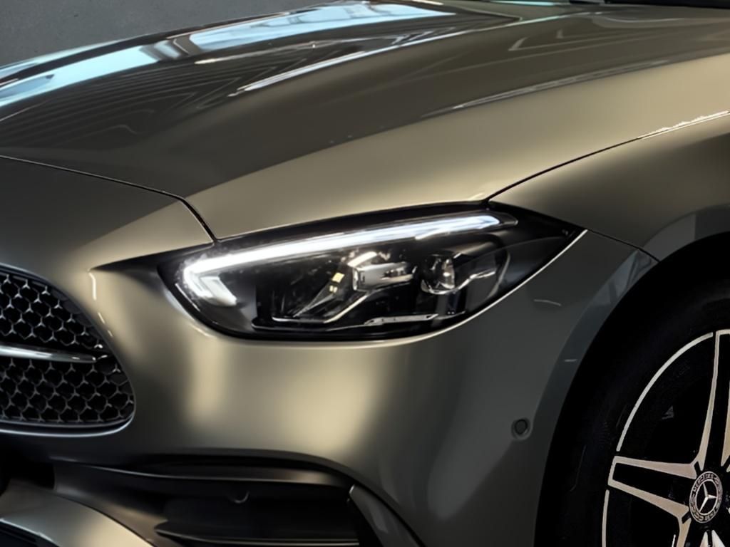 Mercedes-Benz C 300 2025