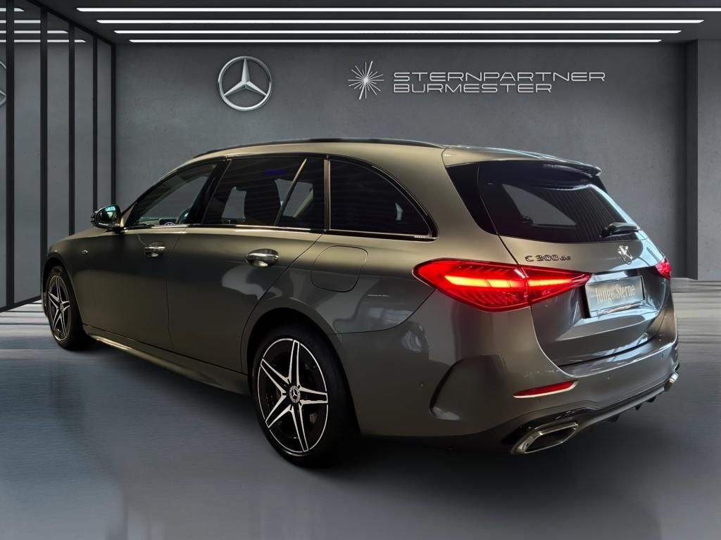 Mercedes-Benz C 300 2025