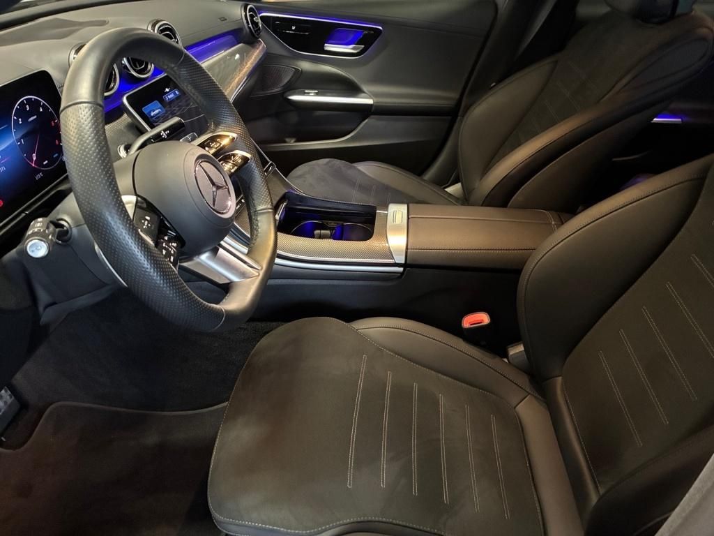 Mercedes-Benz C 300 2025