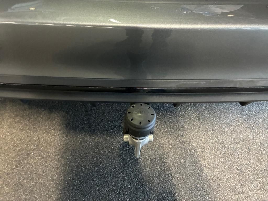 Mercedes-Benz C 300 2025