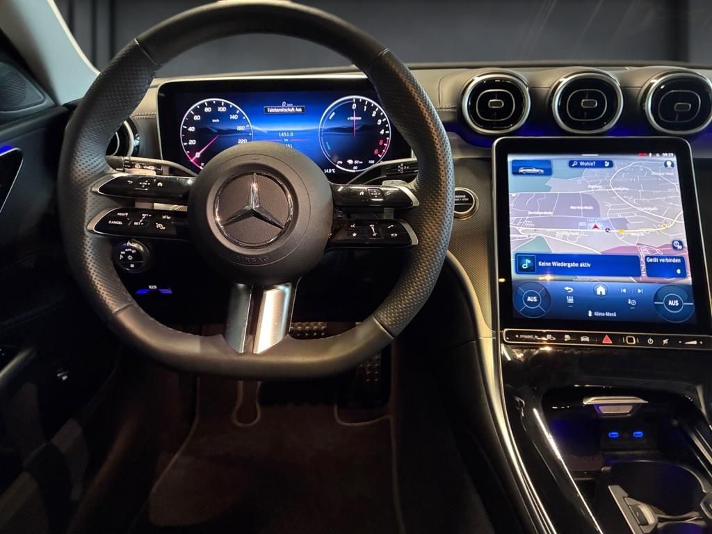 Mercedes-Benz C 300 2025