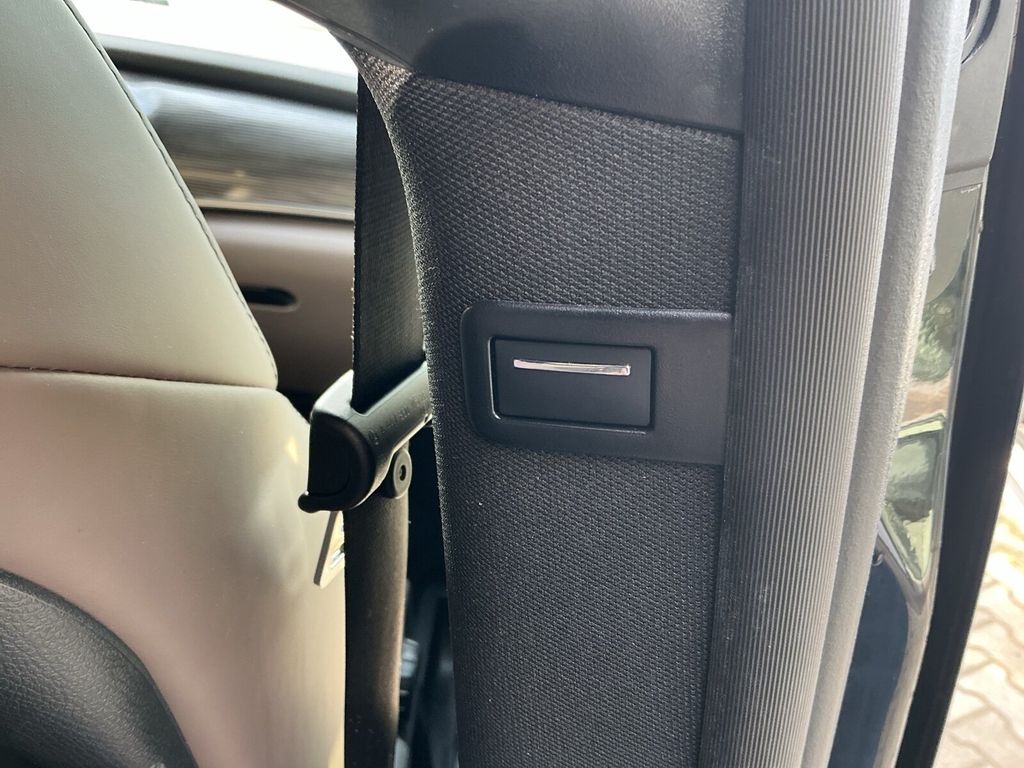 Mercedes-Benz V 300 2022