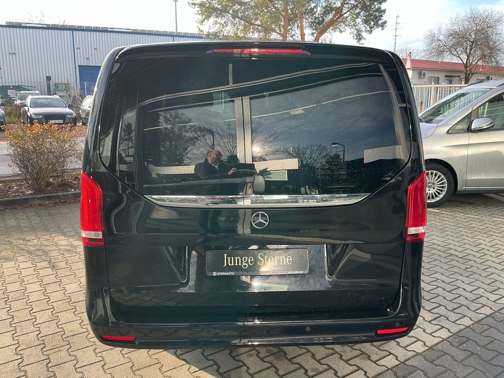 Mercedes-Benz V 300 2022