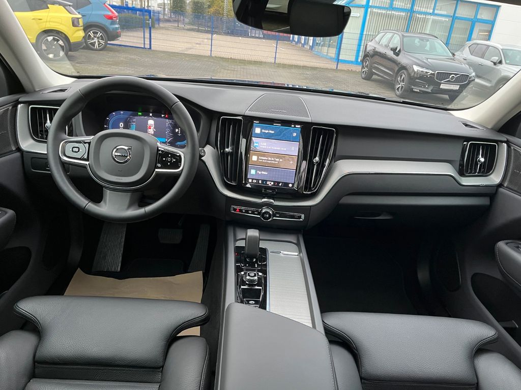 Volvo XC60 2025