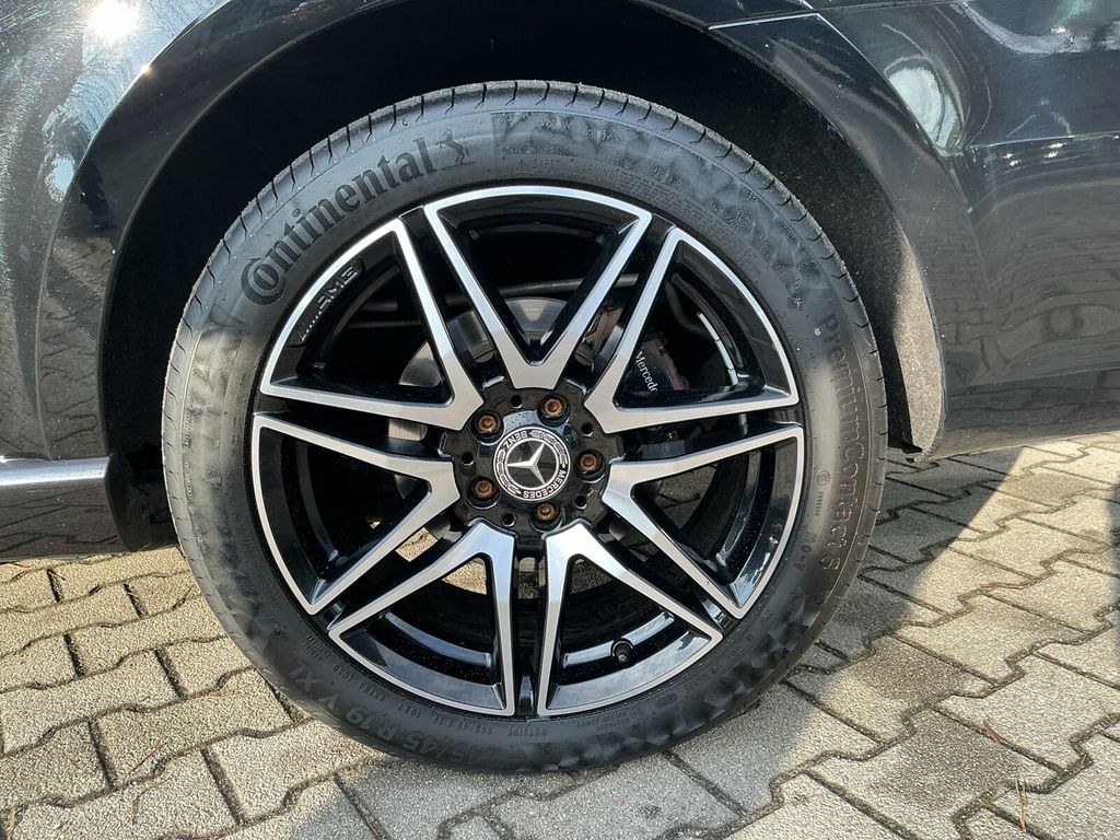 Mercedes-Benz V 300 2022