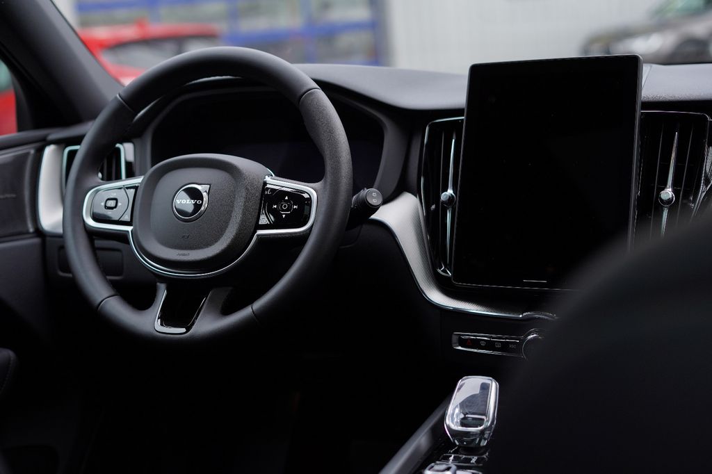 Volvo XC60 2025