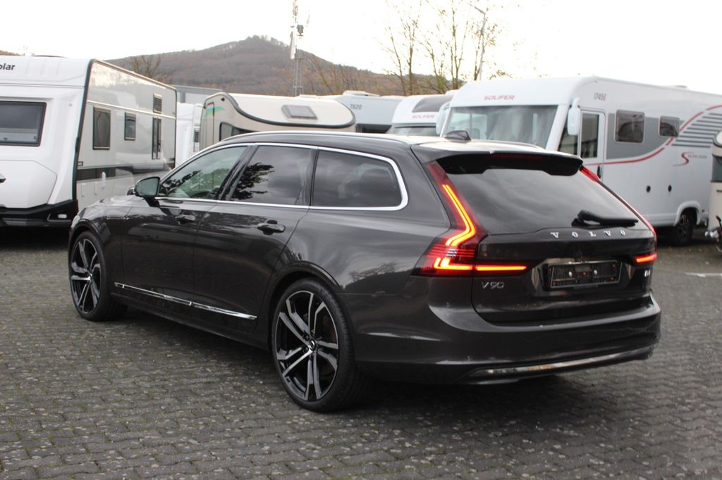 Volvo V90 2023