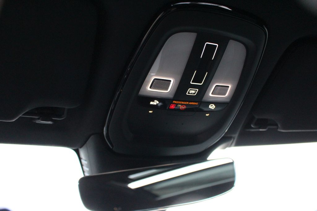 Volvo V90 2023