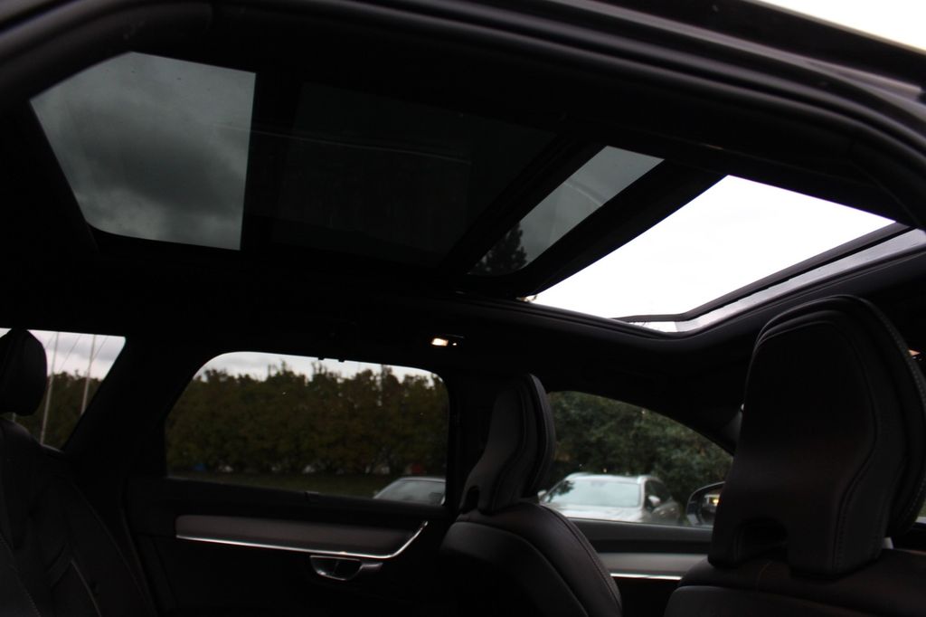 Volvo V90 2023
