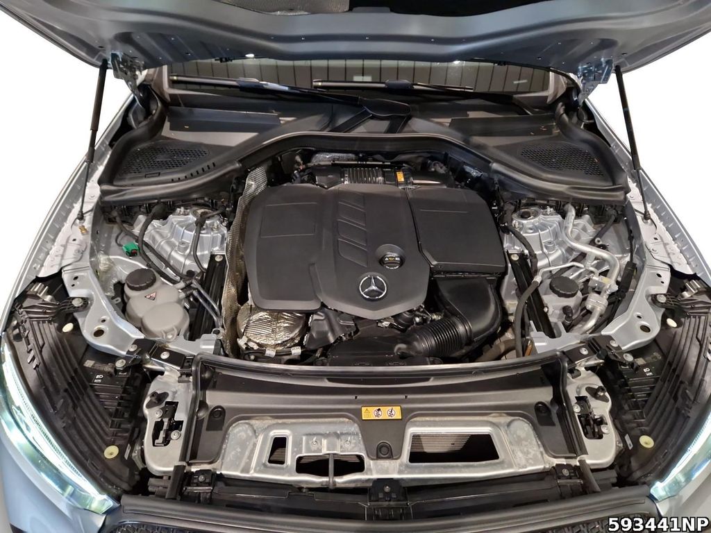 Mercedes-Benz GLC 300 2023