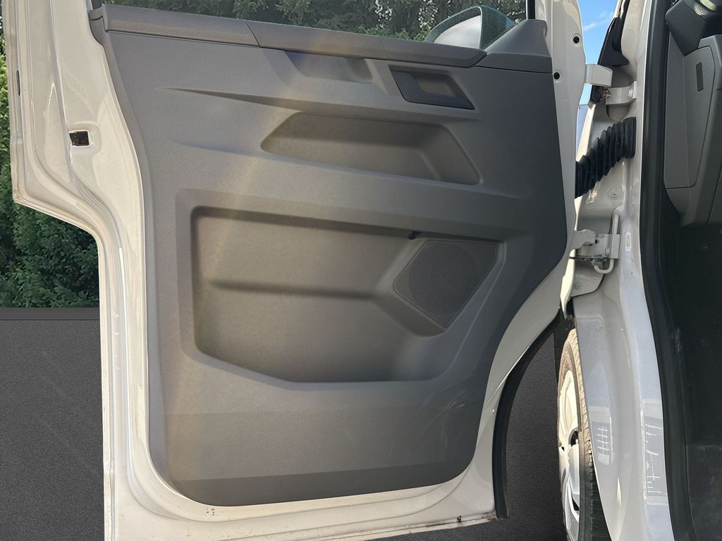 Volkswagen T6 Transporter 2023