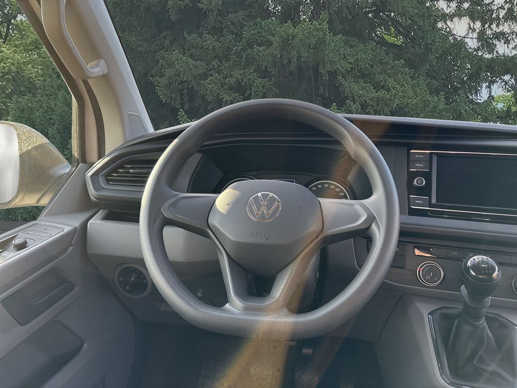 Volkswagen T6 Transporter 2023