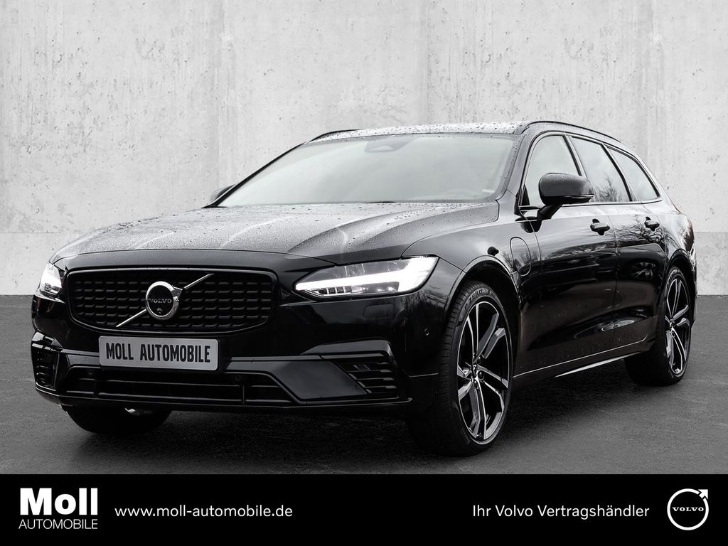 Volvo V90 2025