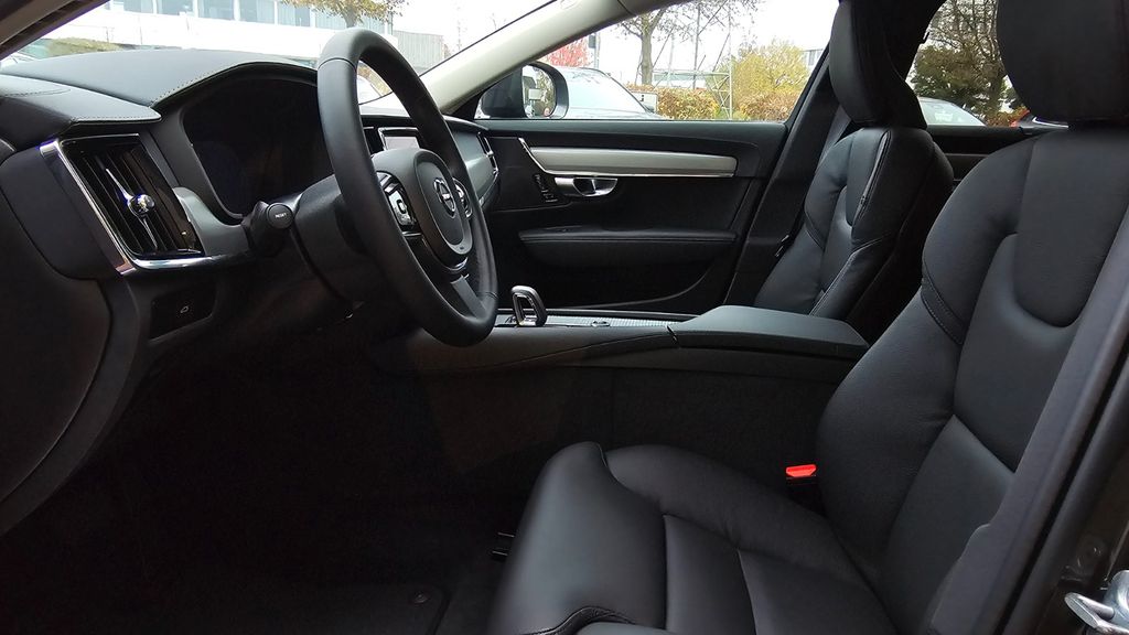 Volvo V90 Cross Country 2024