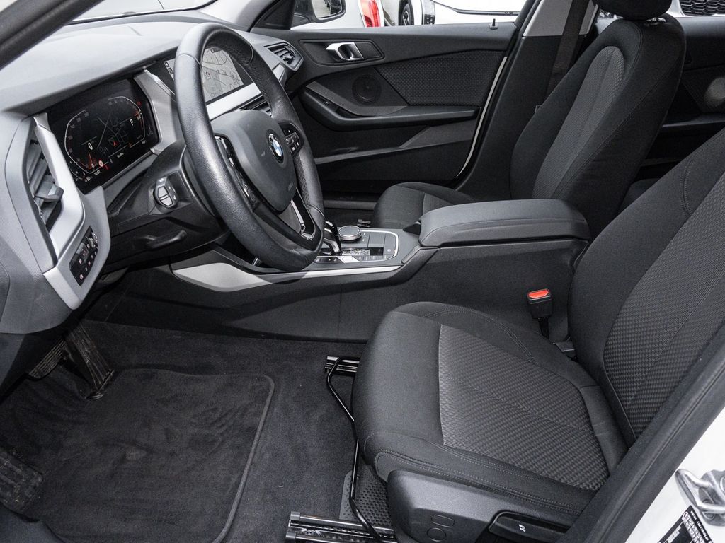 BMW 116 2022