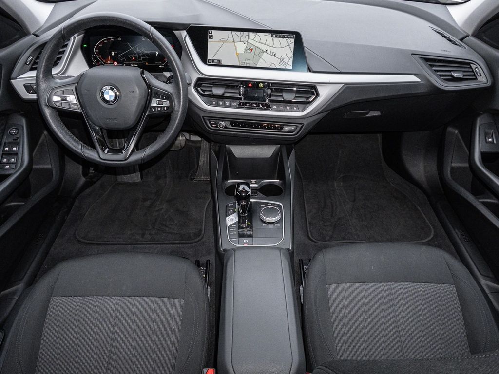 BMW 116 2022