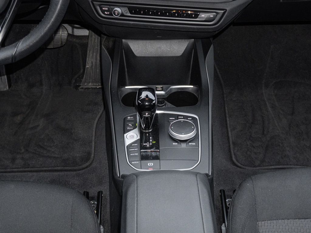 BMW 116 2022