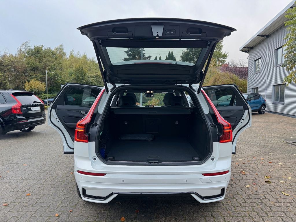 Volvo XC60 2025