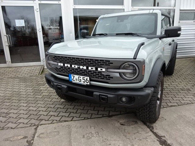 Ford Bronco 2024