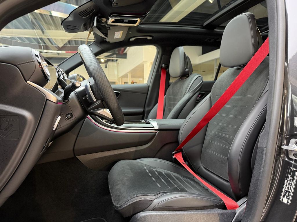 Mercedes-Benz GLC 300 2024